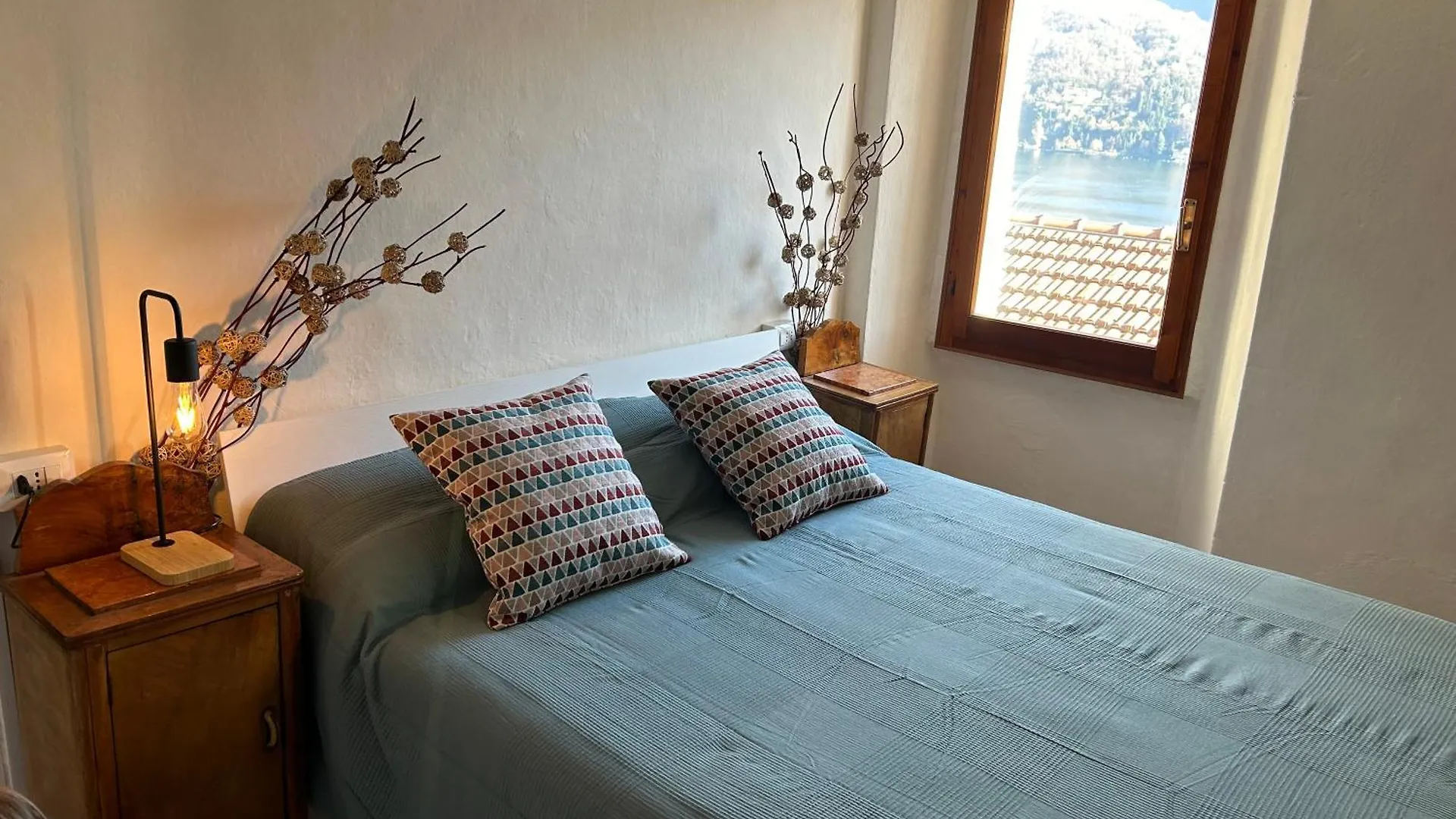 Apartment Casa Con Vista Lago - Il Capriccio Della Marchesa Carate Urio Italy